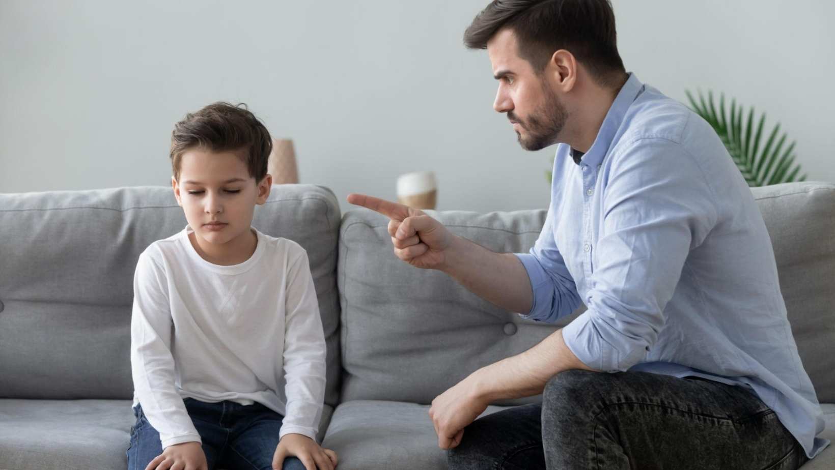 Parenting Tips Dont Scold Child In Public Effects
